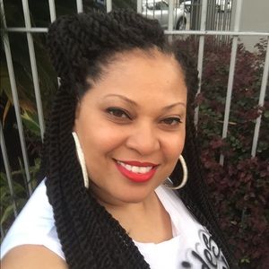 Meet your Posher, Veronica